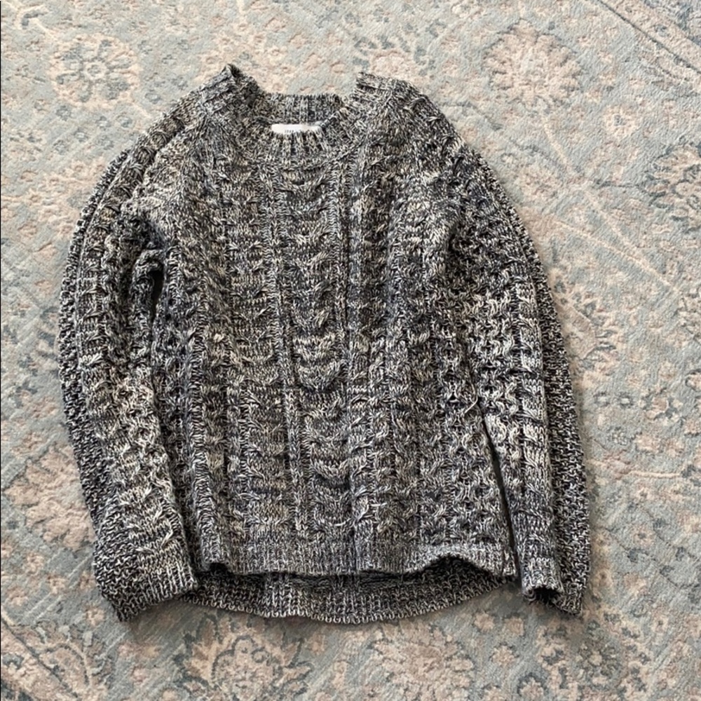 Blue chunky sweater from John + Jenn. Size small.